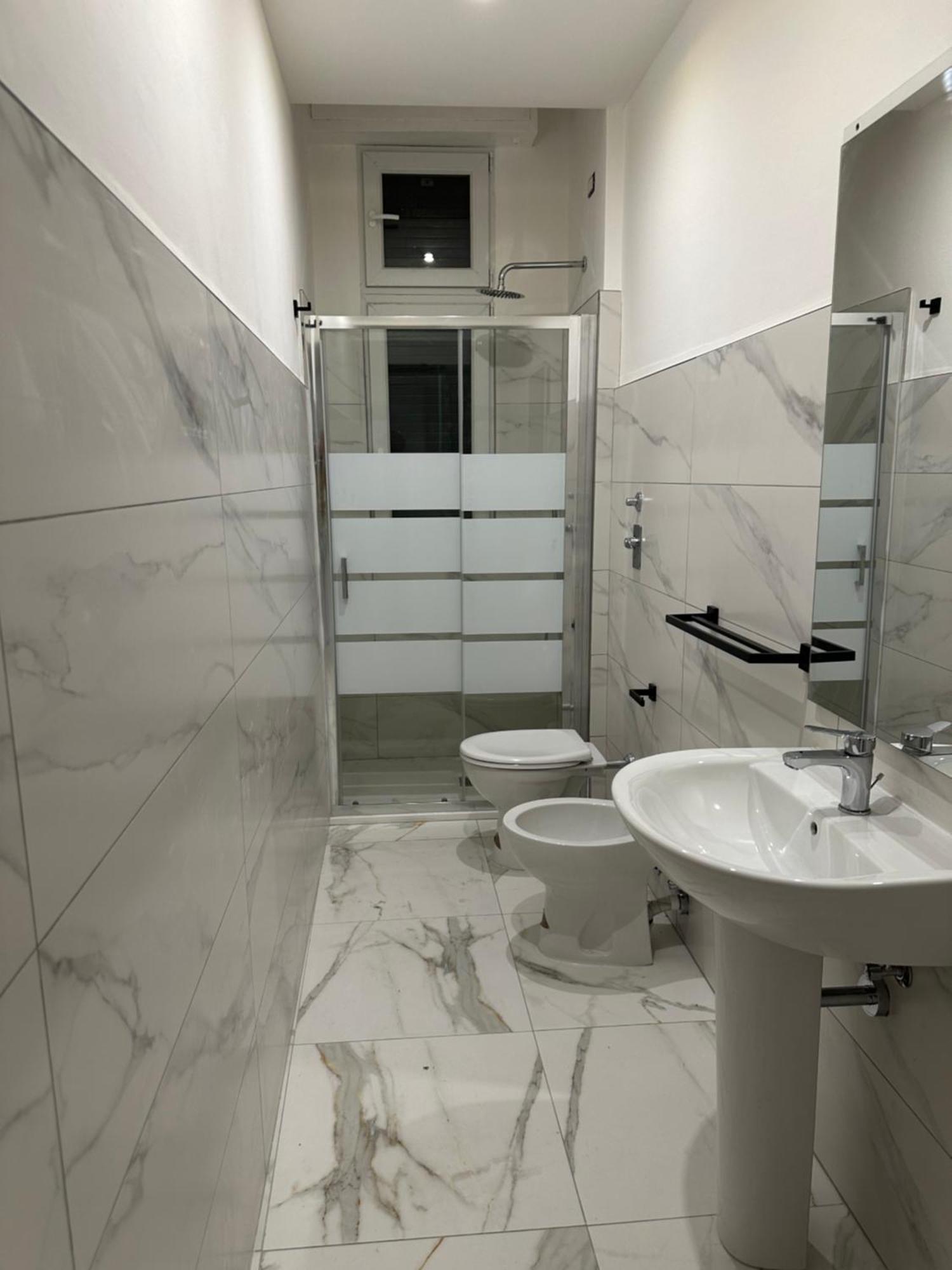 Jcube Apartments Bocconi Milano Exteriér fotografie