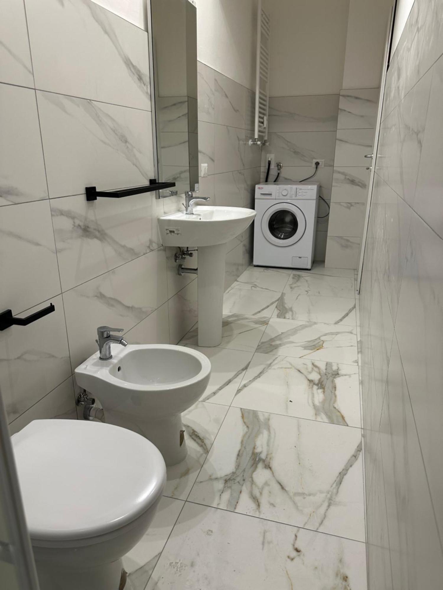 Jcube Apartments Bocconi Milano Exteriér fotografie