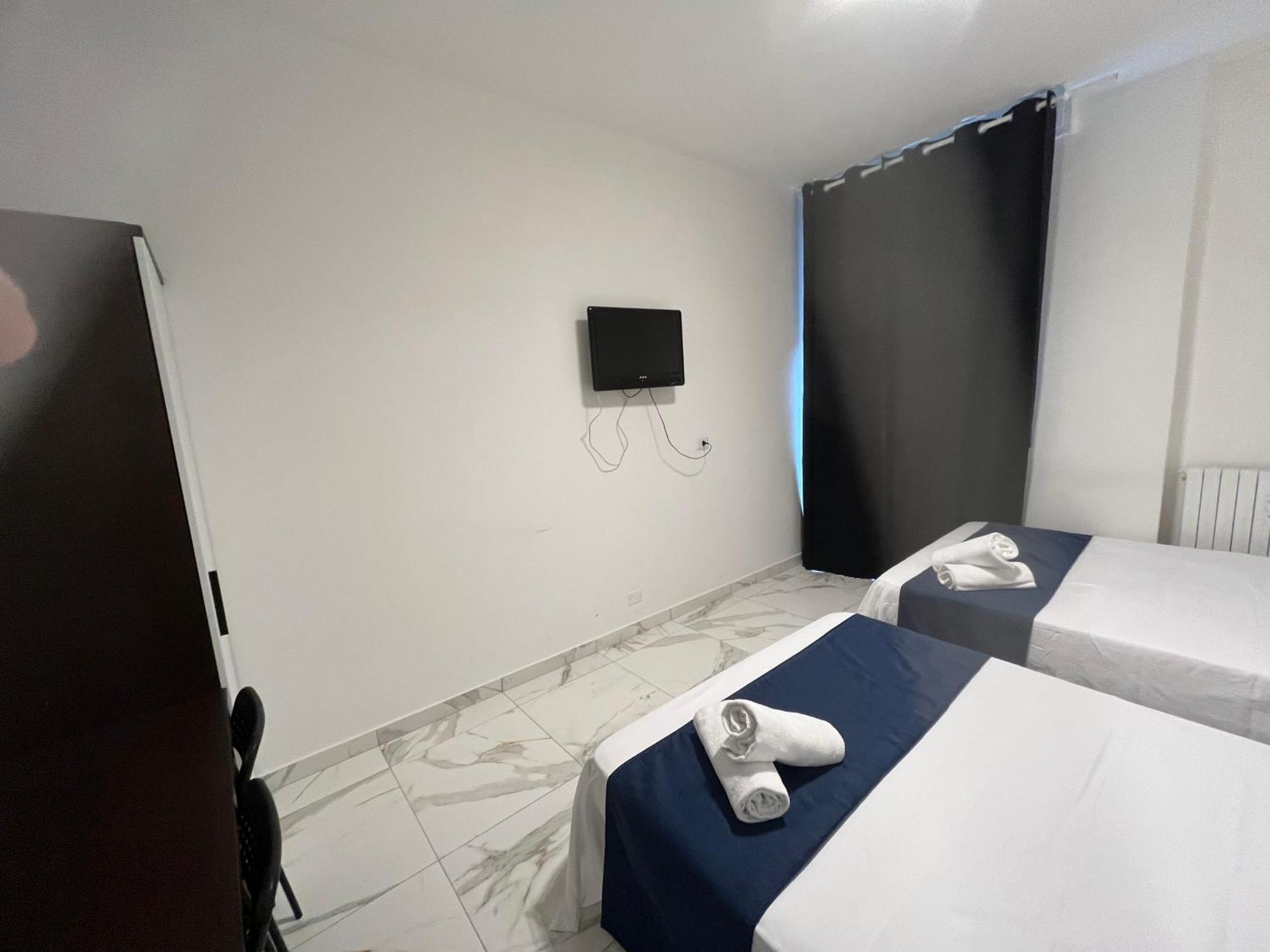Jcube Apartments Bocconi Milano Exteriér fotografie